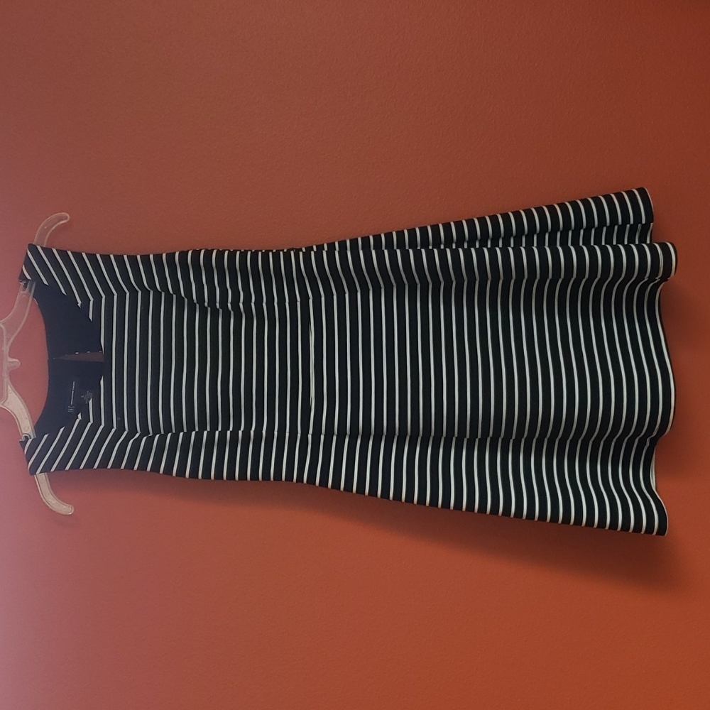 INC black and white stripped sleeveless dress